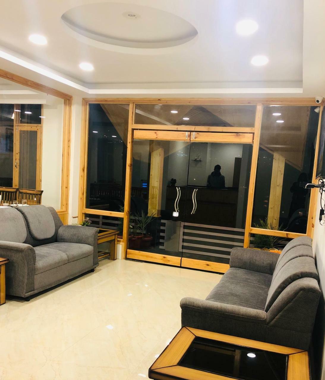 Pashmina Hotel Manali  Room photo