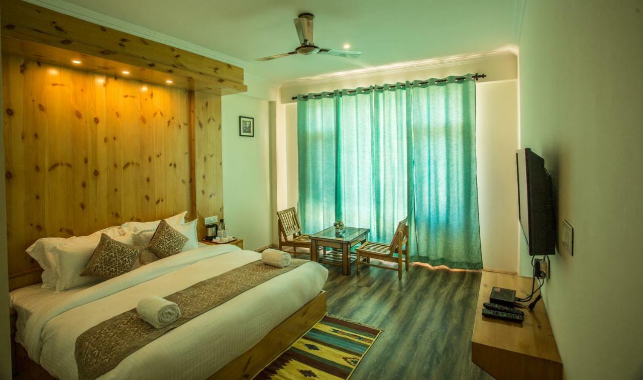Pashmina Hotel Manali  Exterior photo